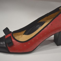 chaussure-relax-escarpin-rouge-noir